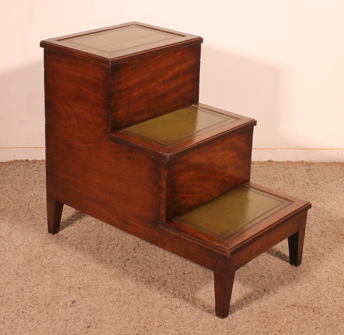 Library Step With Mechanism - 18th Century
