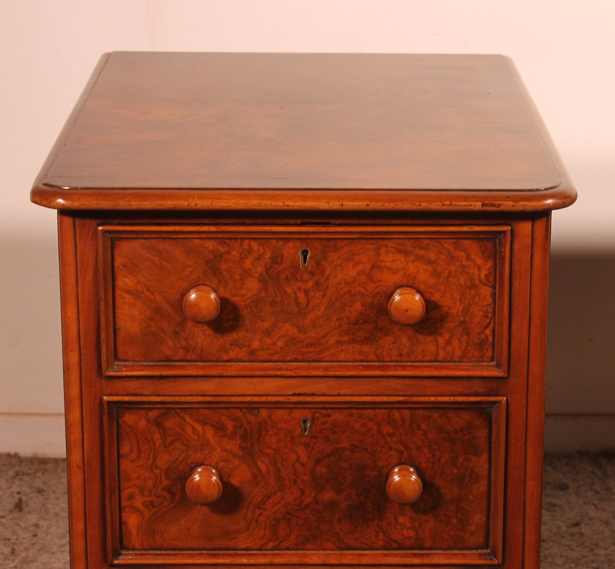 Pair Of Walnut And Burl Walnut Bedside Tables - 19th Century-photo-4