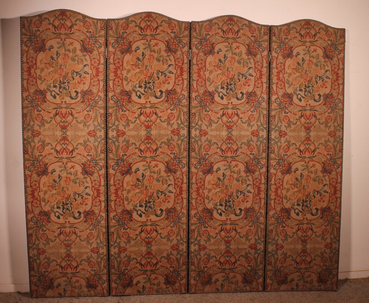 Four-panel Screen Painted Ony Fabric From The 19th Century