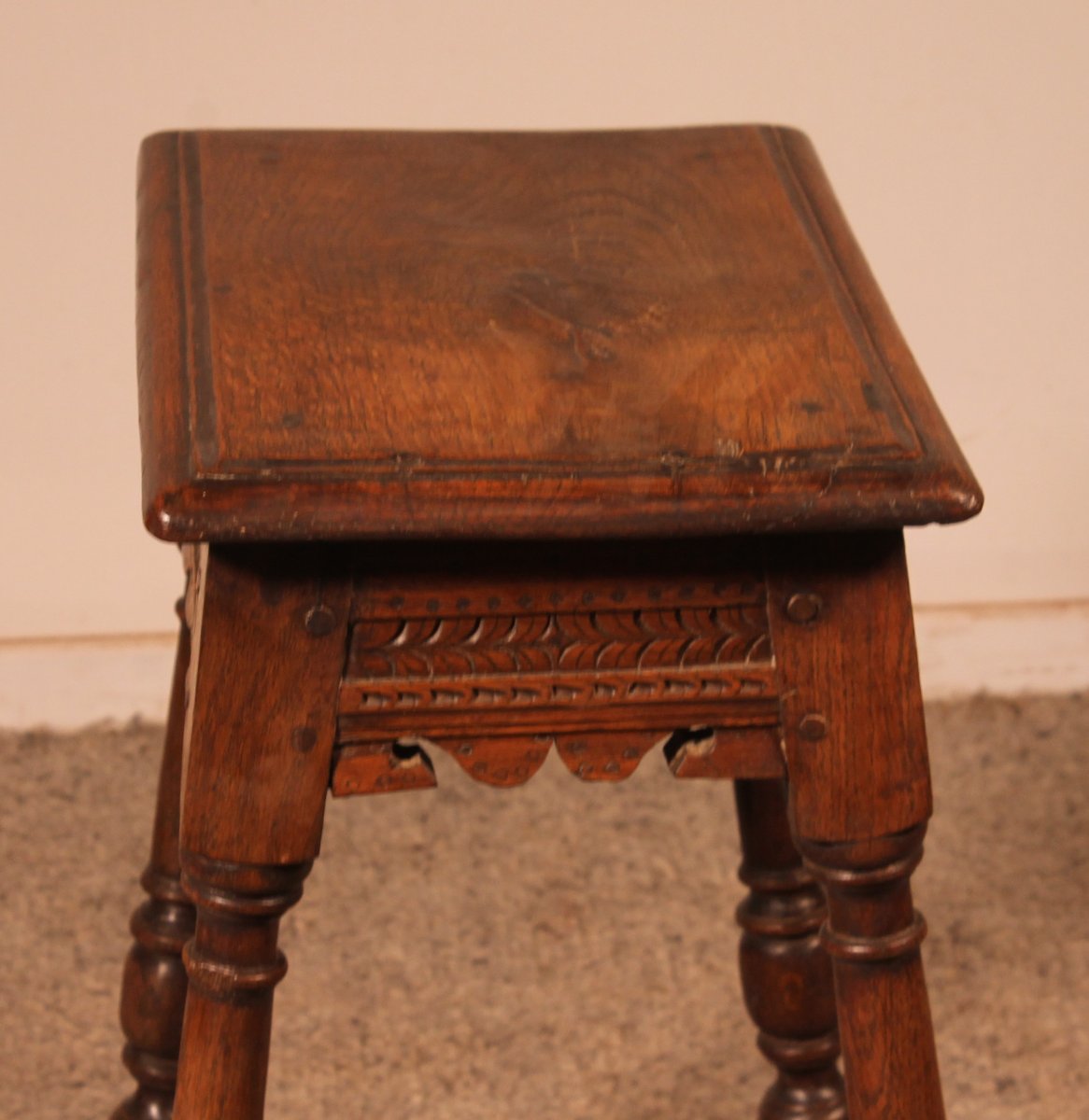 Early 17th Century Oak Jointstool-photo-4