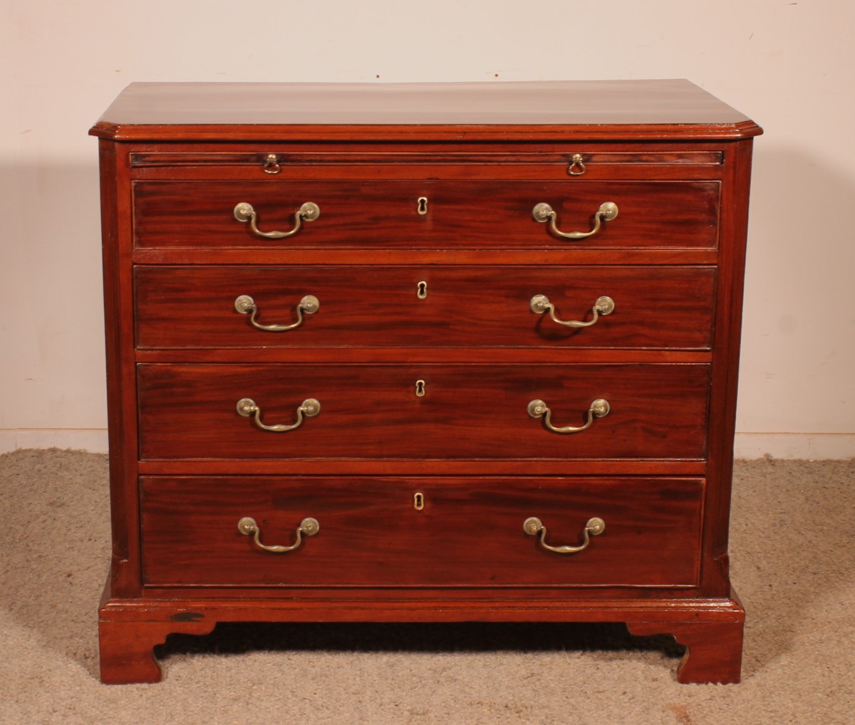 George III Period Mahogany Chest Of Drawers With A Brushing Slide Above  - 18th Century