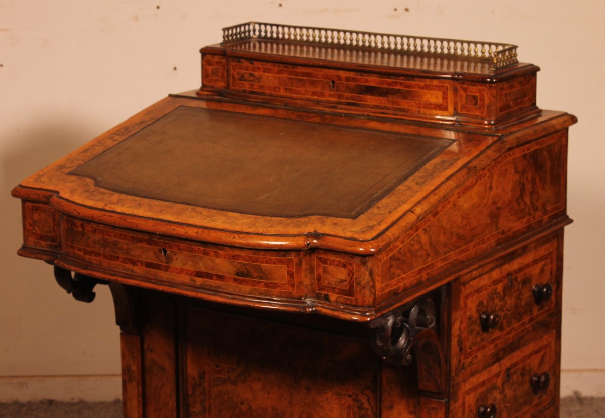 Davenport Desk In Burr Walnut And Inlays From The First Part Of The 19th Century-photo-2