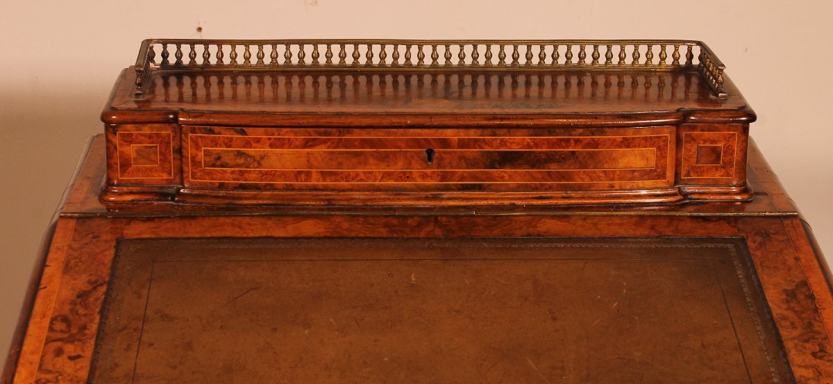 Davenport Desk In Burr Walnut And Inlays From The First Part Of The 19th Century-photo-1