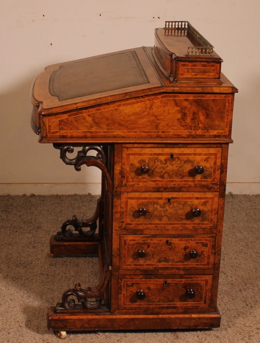 Davenport Desk In Burr Walnut And Inlays From The First Part Of The 19th Century-photo-4