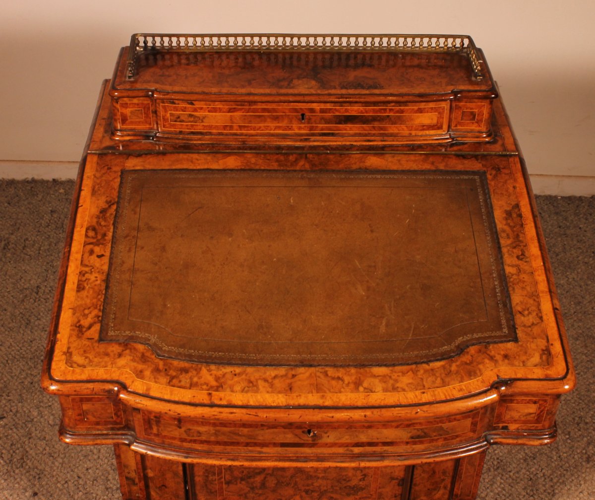 Davenport Desk In Burr Walnut And Inlays From The First Part Of The 19th Century-photo-8