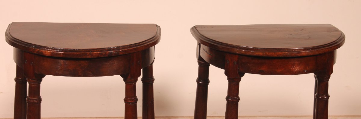 Pair Of Louis XIII Style Walnut Bedside Tables Or End Tables-photo-4