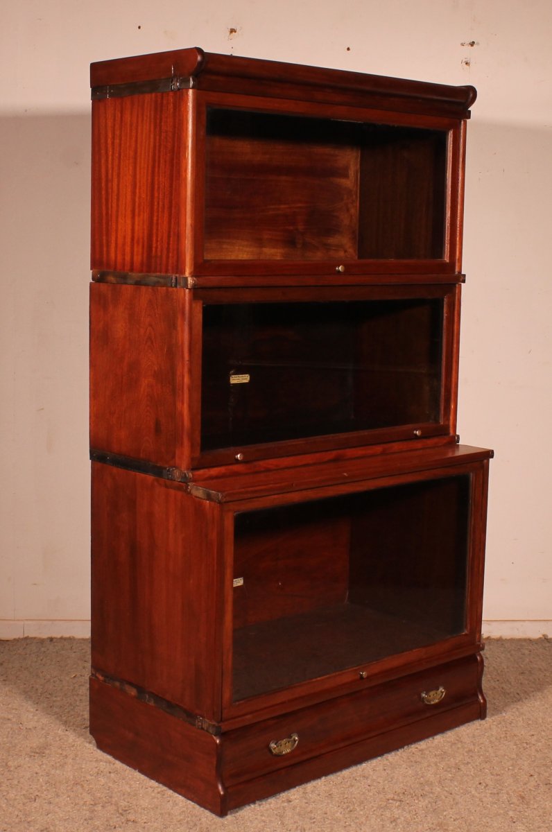 Globe Wernicke Mahogany Bookcase With 3 Large Elements And A Drawer-photo-2