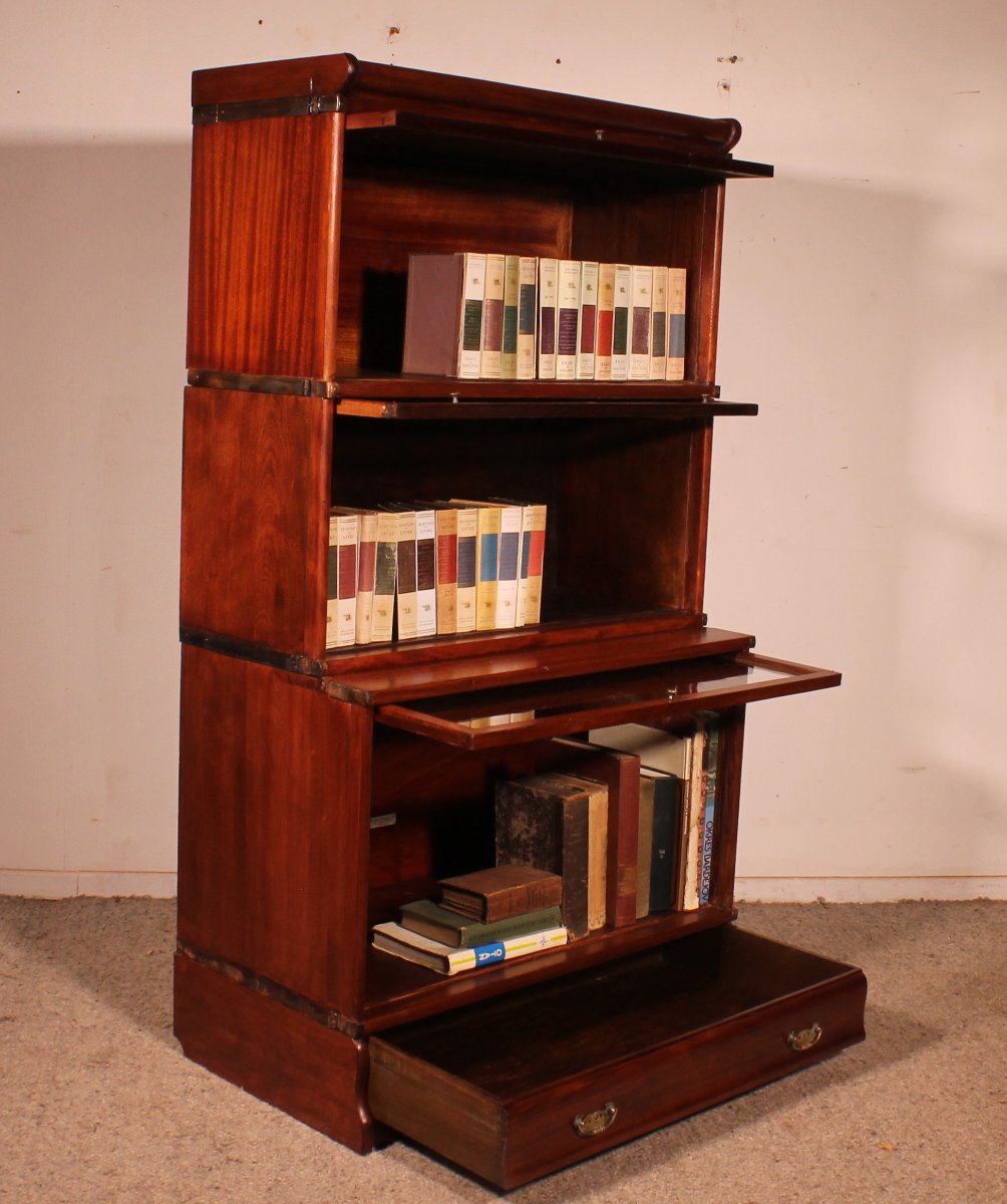 Globe Wernicke Mahogany Bookcase With 3 Large Elements And A Drawer-photo-1