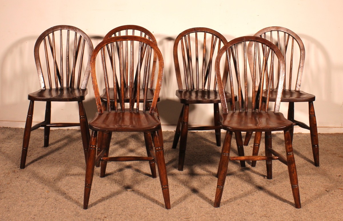 Set Of 6 Windsor Chairs From The 19th Century