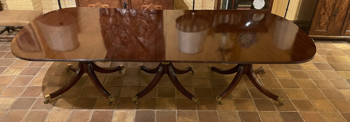 table de salle à mangeranglaise  en acajou -3 pieds quadripode-photo-3