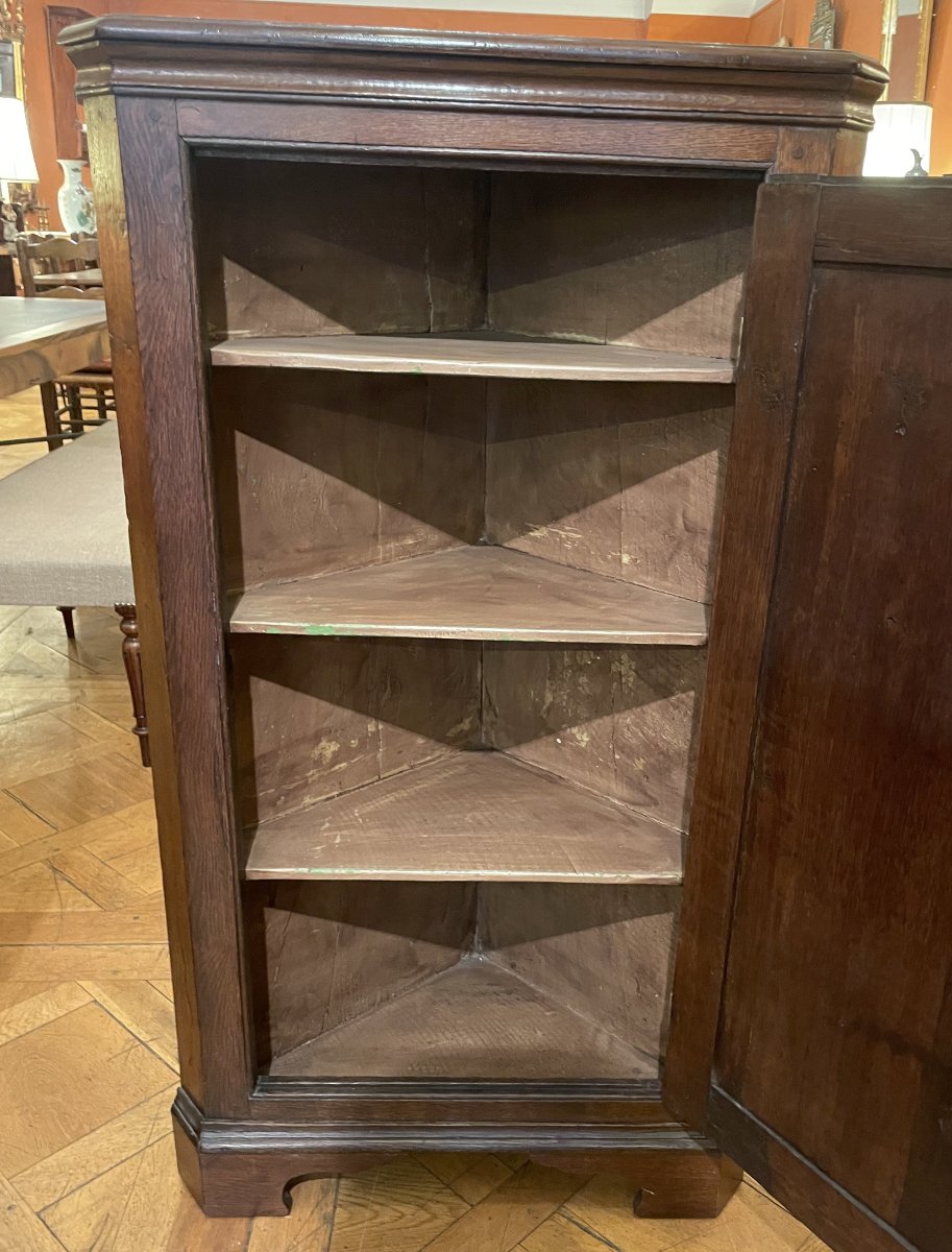 English Oak Corner Cabinet, Circa 1800-photo-4