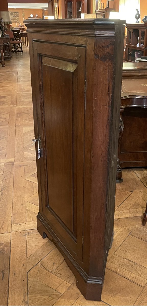 English Oak Corner Cabinet, Circa 1800-photo-4