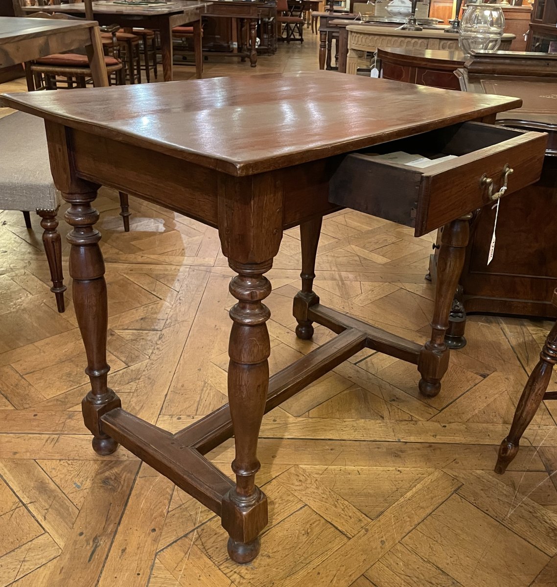 19th Century Chestnut Desk-photo-7