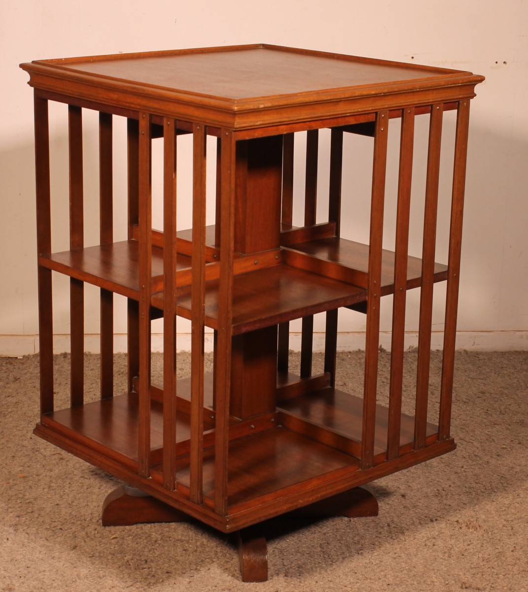 Bibliothèque Tournante en acajou blond