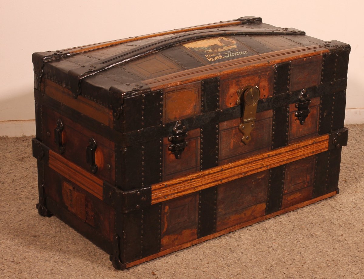 malle de voyage du début du 20° siècle en cuir et bois-photo-1