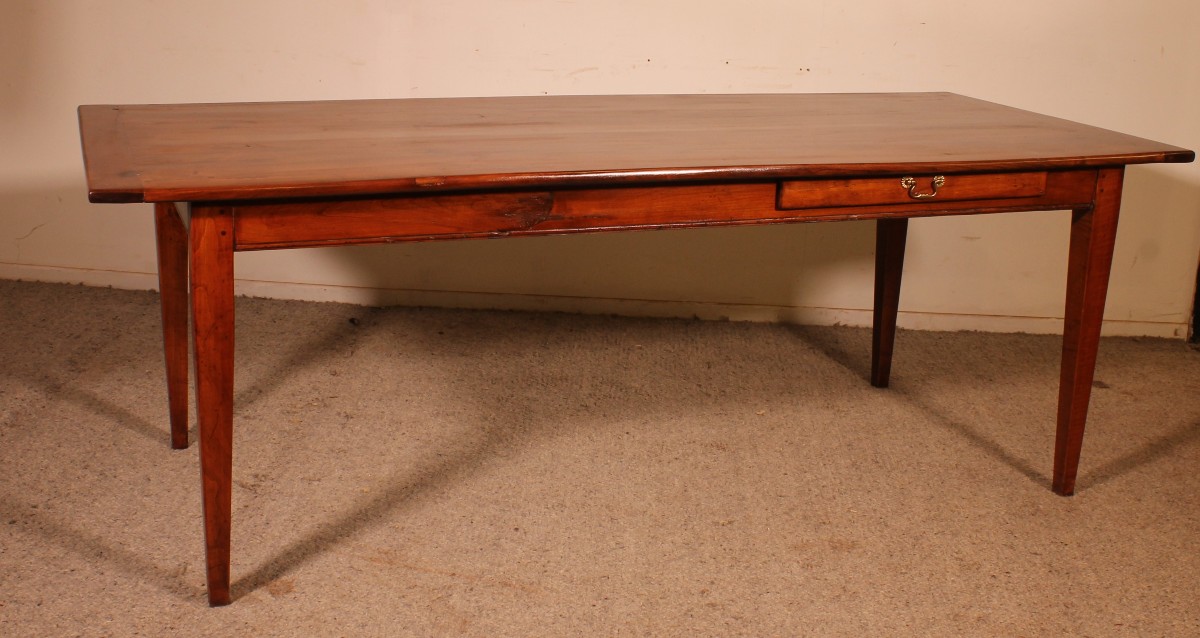 Table De Réfectoire Du 19° Siècle En Cerisier d'une largeur de 92cm