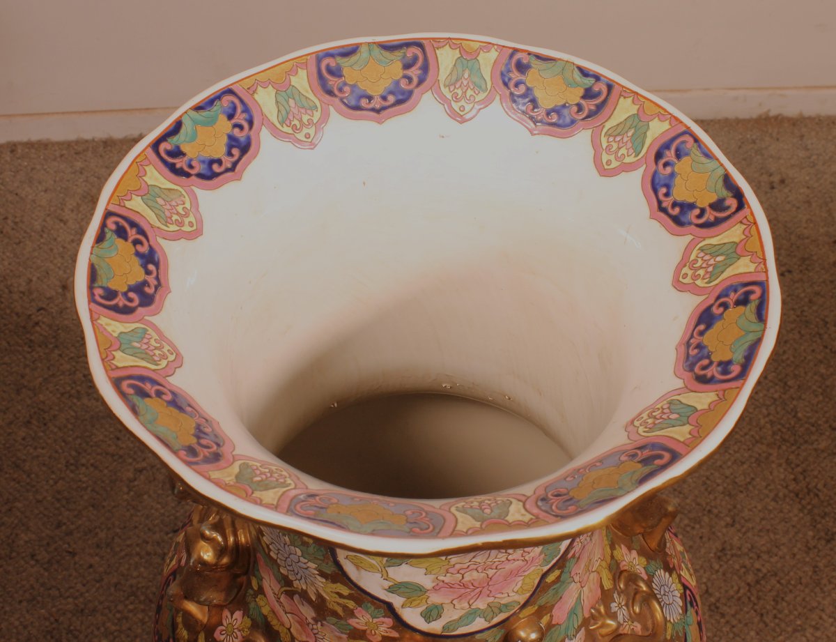 Vase Chinois en Porcelaine Émaillée à Décor Polychrome - Sur Socles-photo-8