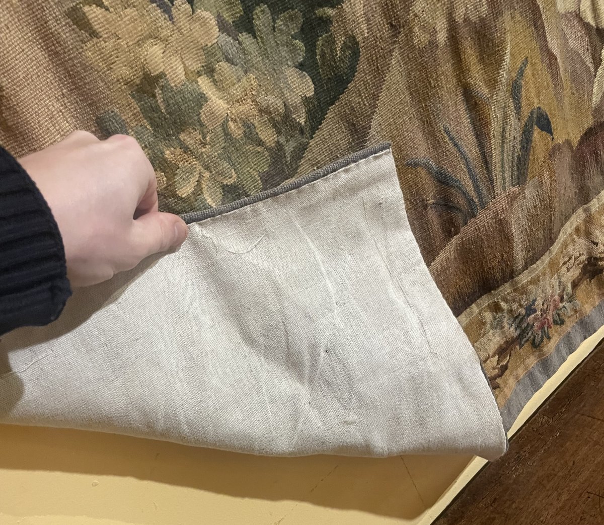 19th Century Aubusson Verdure Tapestry-photo-2