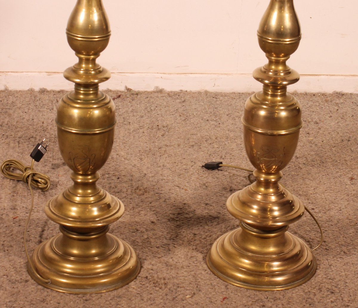 Pair Of Italian Renaissance Style Bronze Candlestick Floor Lamps-photo-2