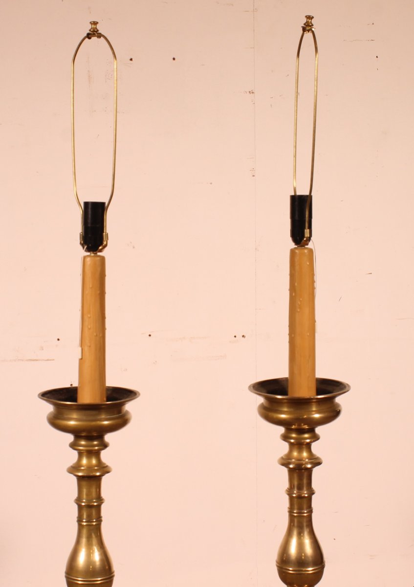 Pair Of Italian Renaissance Style Bronze Candlestick Floor Lamps-photo-3