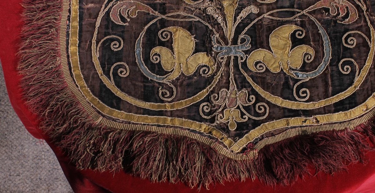 Tissu En Velours Et Soie Brodé -Italie-époque renaissance -photo-1