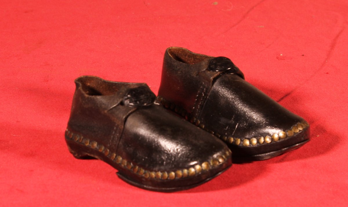 Petites chaussures sabots d'enfant en cuir - 18° siècle-photo-2