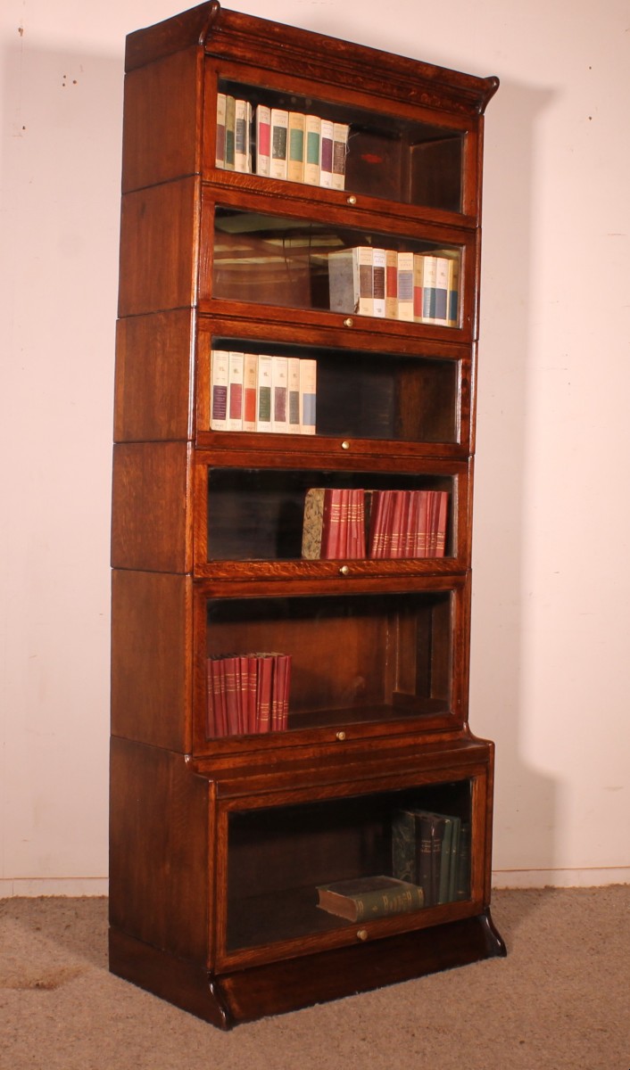 Stacking Bookcase In  Oak Of 6 Elements With An Advanced Lower Part  (height 2m19)