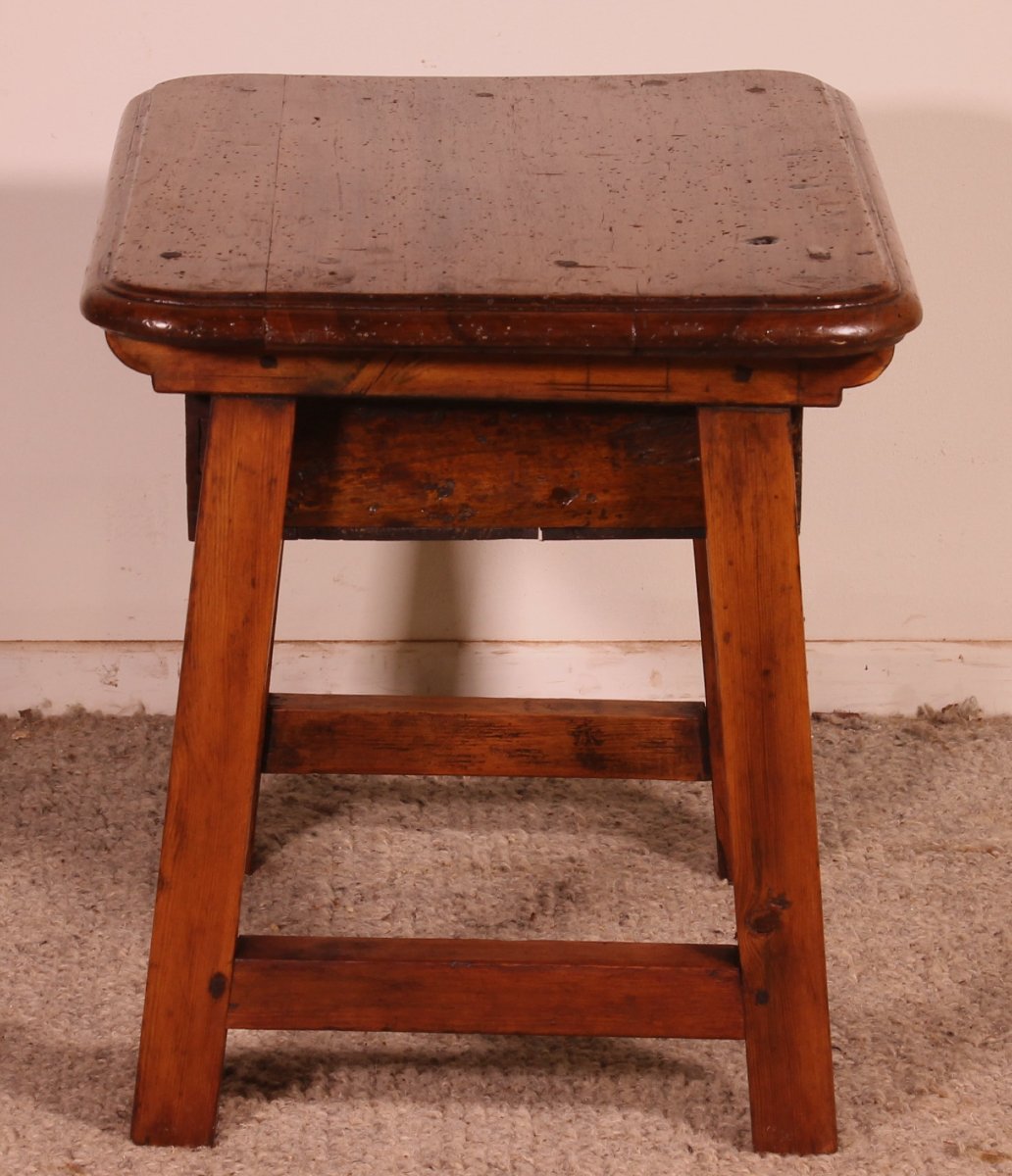 Small Spanish Table - 18th Century-photo-3