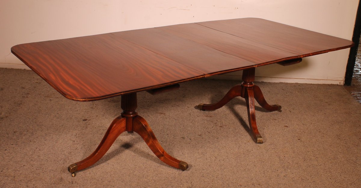 English Solid Mahogany Twin Pillar Dining Room Table - 19th Century