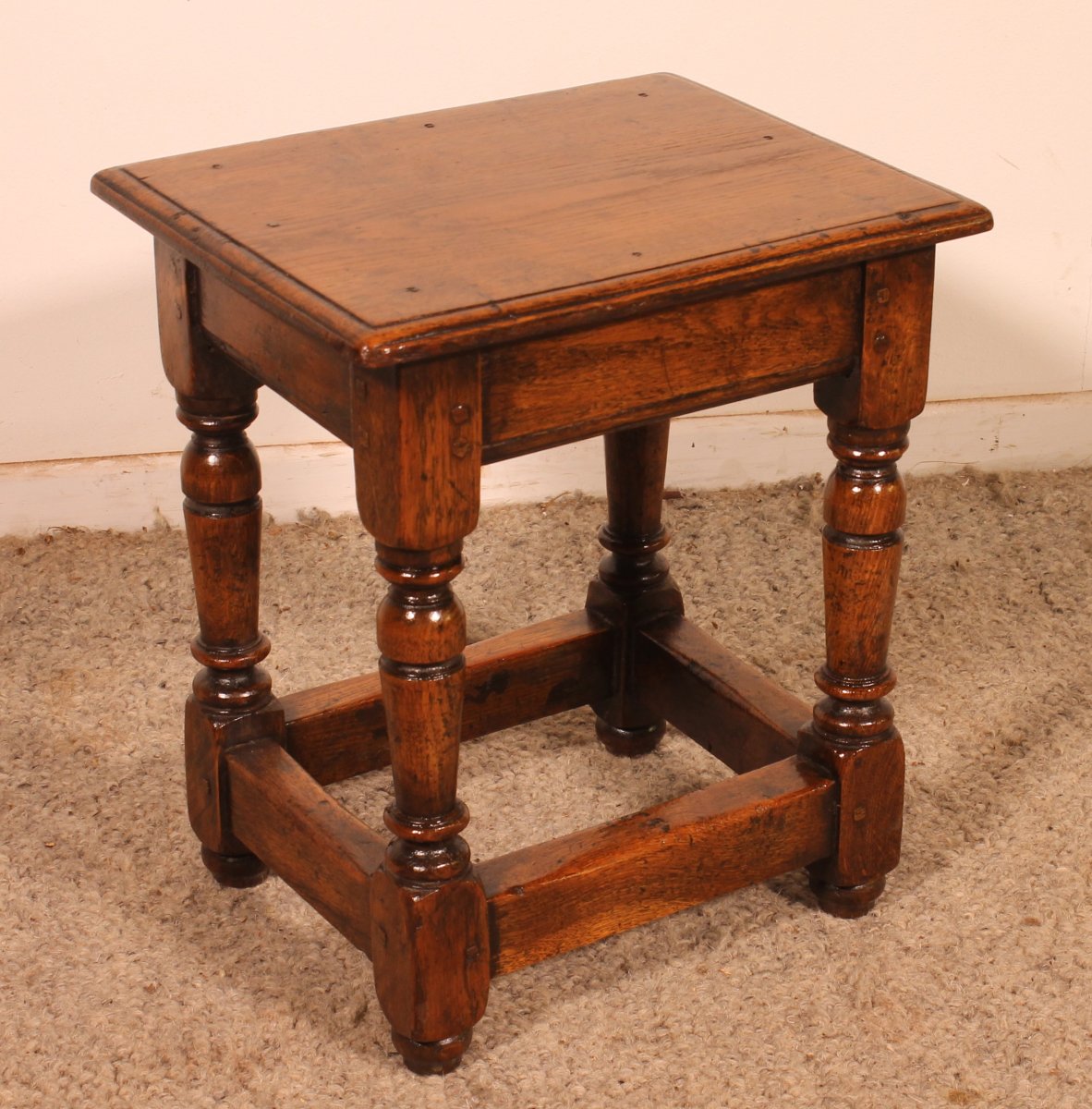 tabouret en chêne -19° siècle