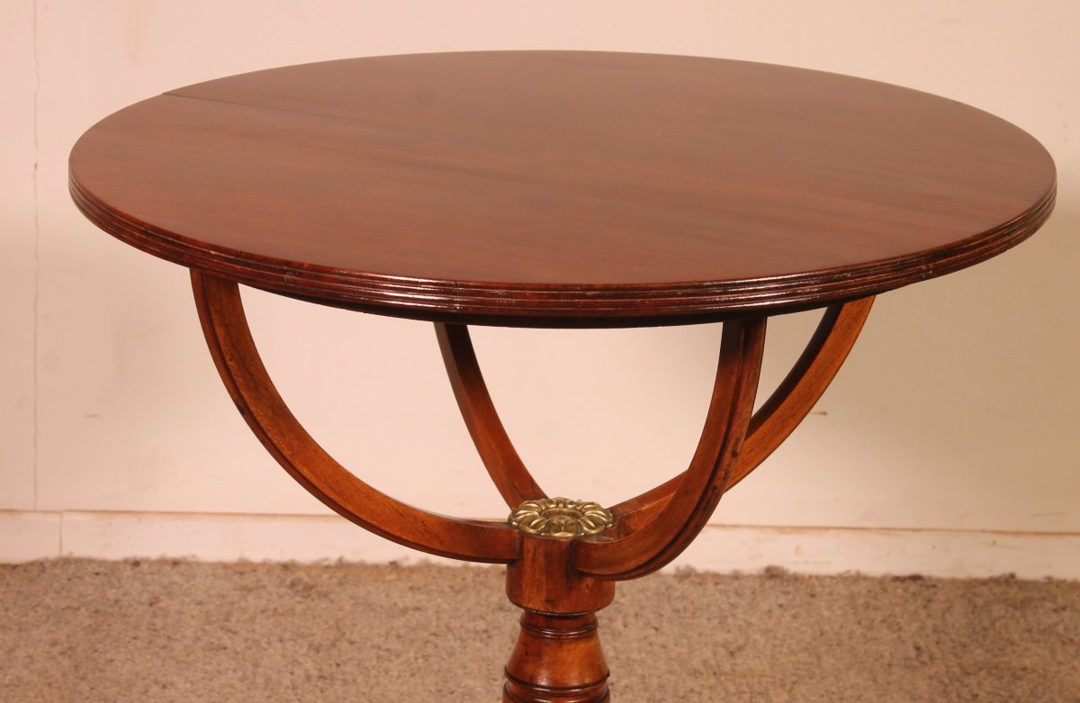 Mahogany Tripod Table—19th Century-photo-3