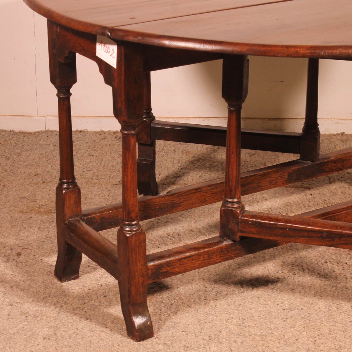 18th-century Oak Gateleg Table-photo-2
