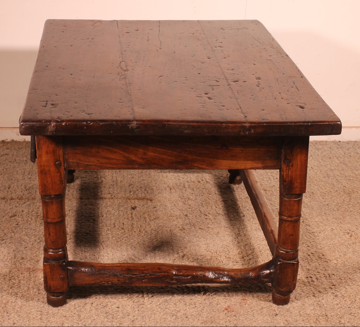Spanish Walnut Coffee Table, Late 16th Century -photo-3
