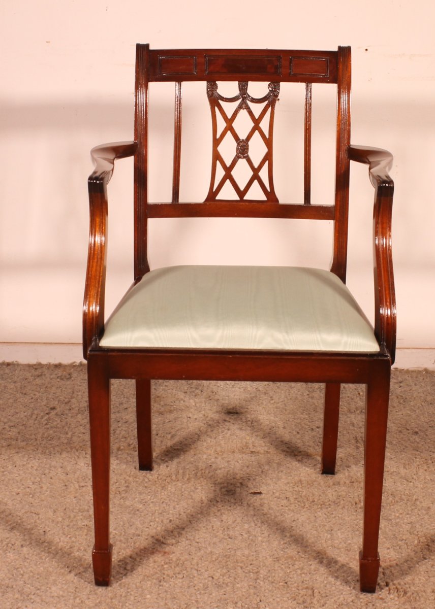 Hepplewhite-style Mahogany Armchair -photo-2