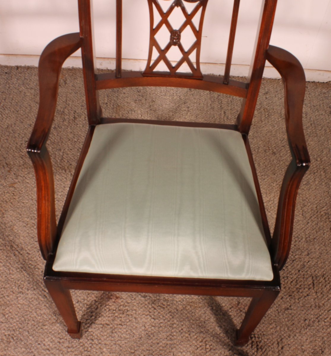Hepplewhite-style Mahogany Armchair -photo-2