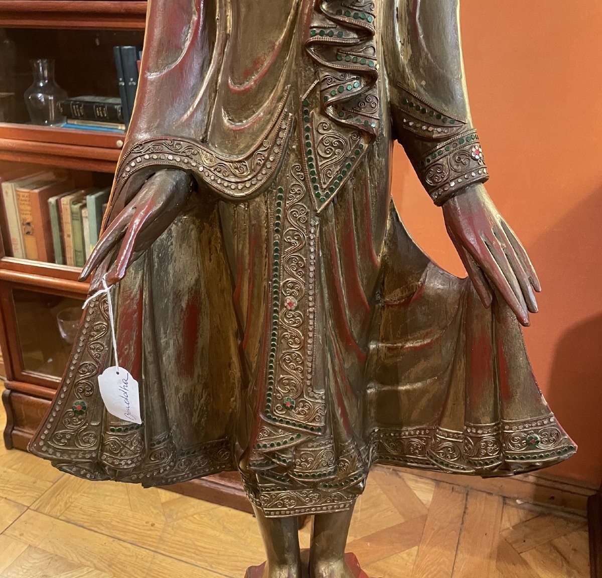 Bouddha en bois sculpté Polychrome avec Incrustations de Verroterie-photo-3