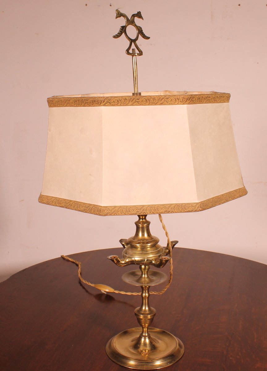 lampe à huile en bronze- 18° siècle - Espagne  monté en lampe avec son abat-jour en parchemin-photo-3