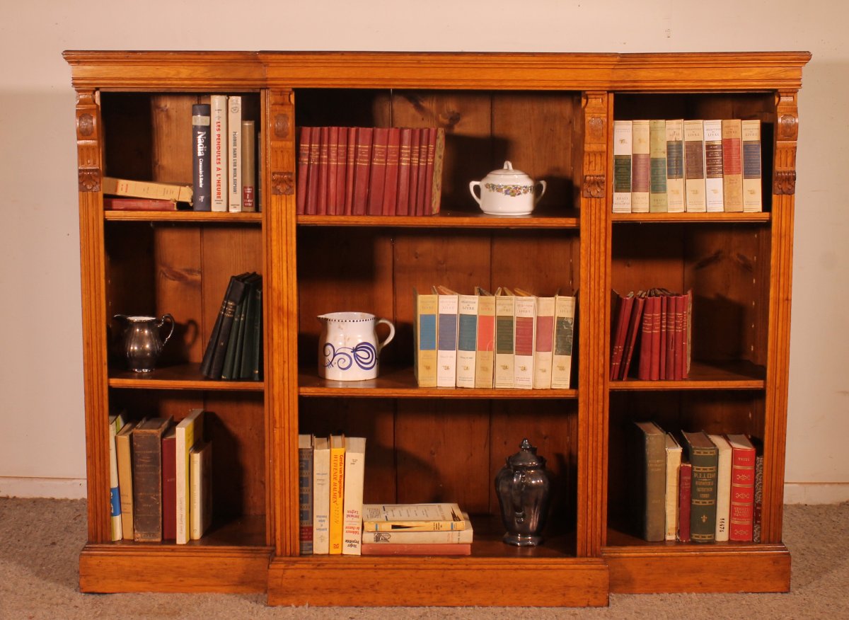Breakfront Open Bookcase In Light Oak—19th Century 