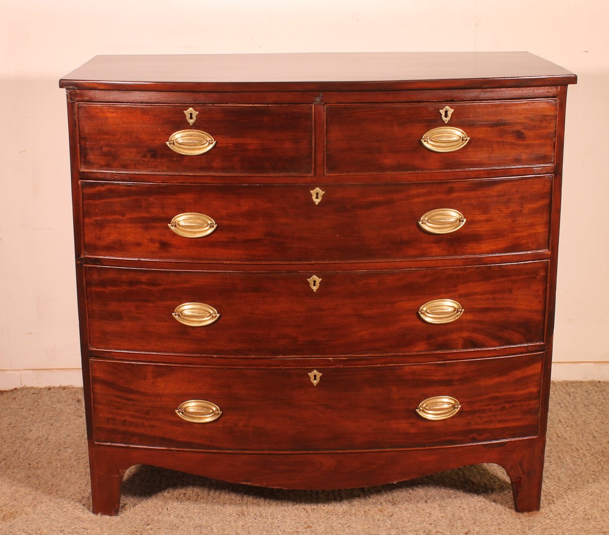Early 19th-century Mahogany Bowfront Chest Of Drawers