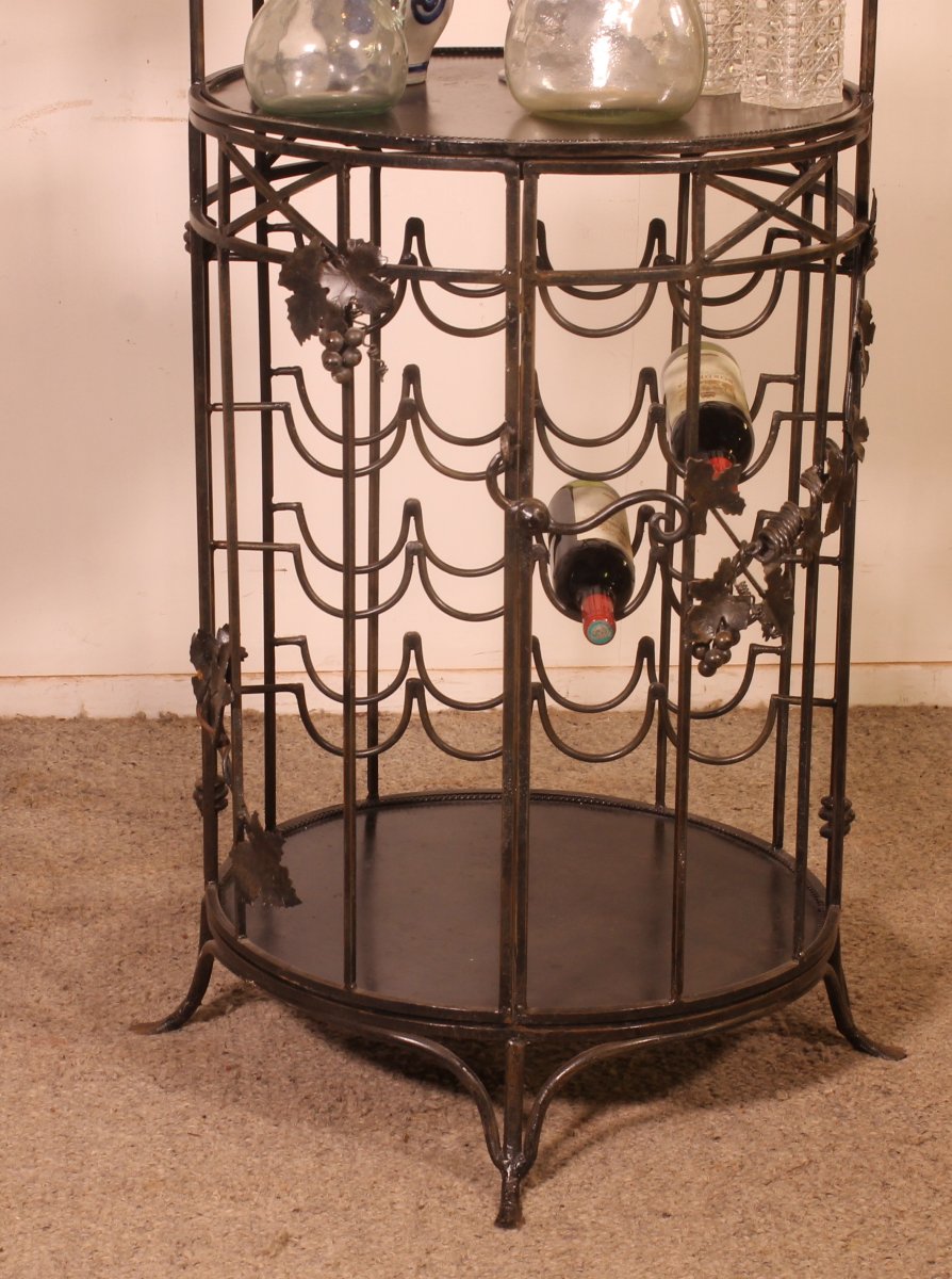 Wrought-iron Bar Decorated With Grape Clusters-photo-3