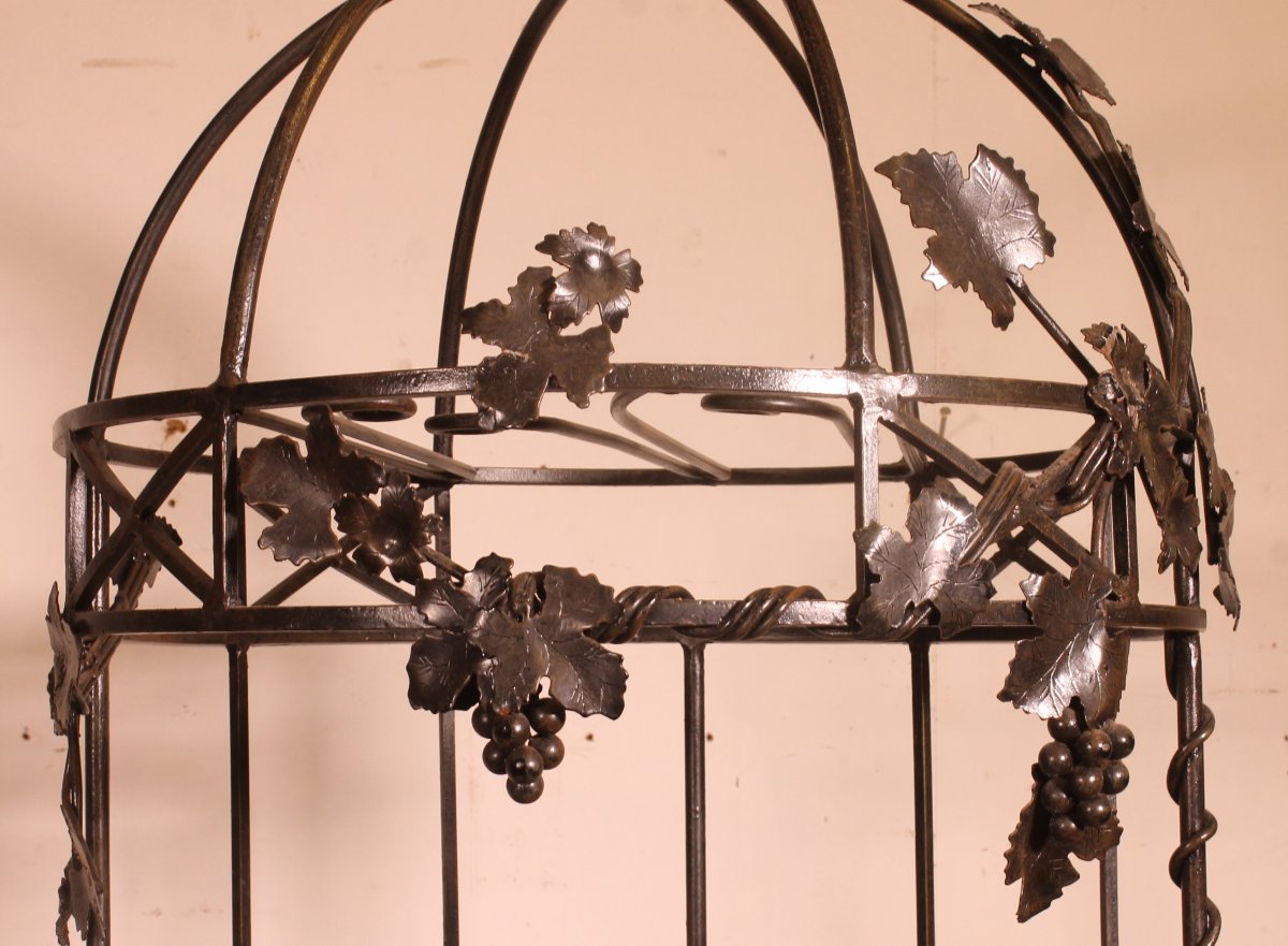 Wrought-iron Bar Decorated With Grape Clusters-photo-4