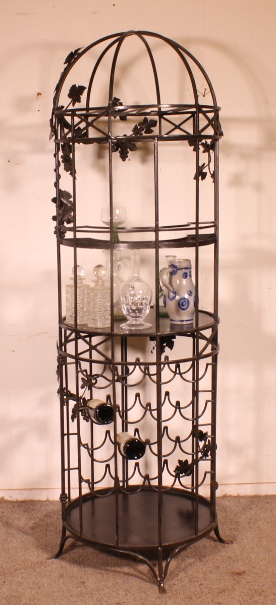 Wrought-iron Bar Decorated With Grape Clusters-photo-6