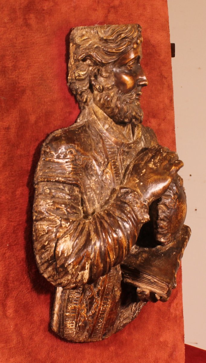 Renaissance Period Saint Bartholomew In Walnut, Circa 1600-photo-4