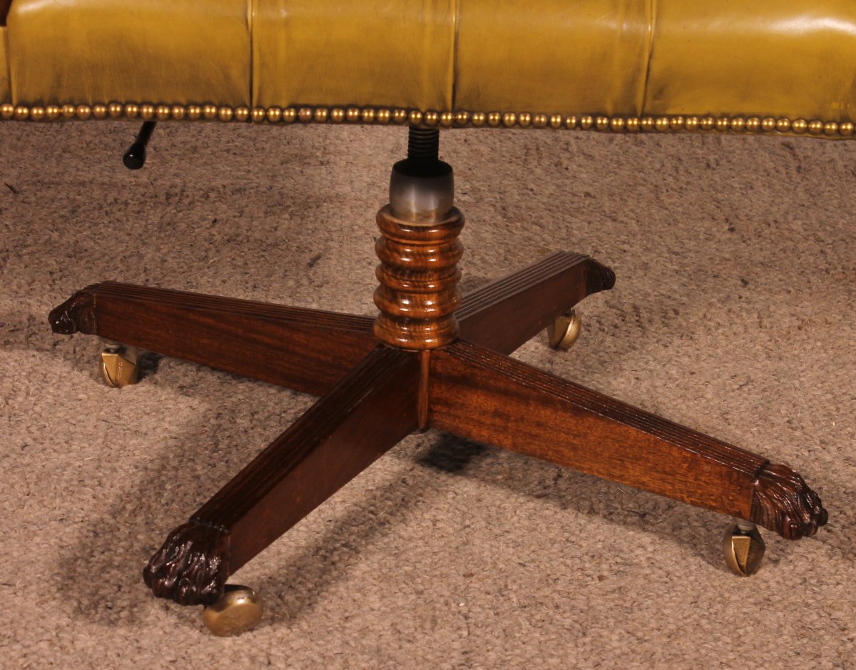 Office Chair Also Known As An Director Swivel Chair In Mahogany And Leather -photo-3