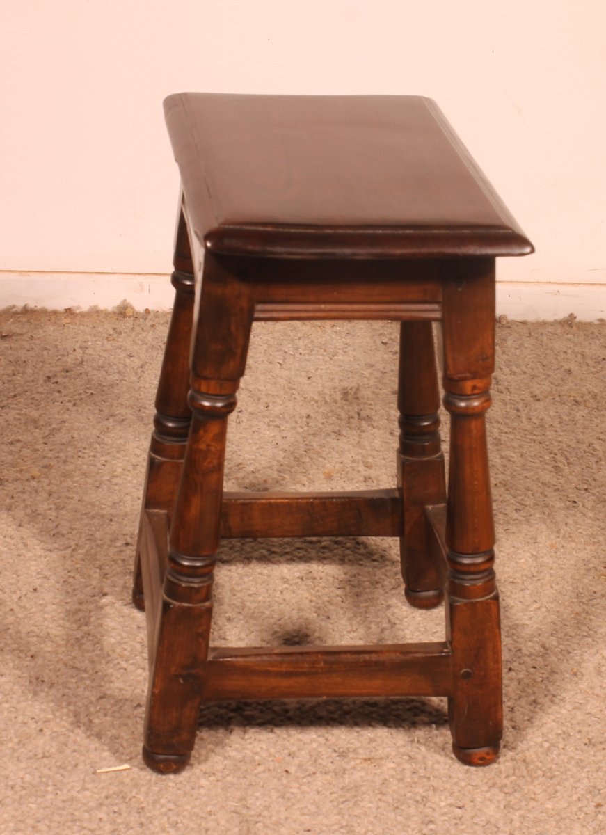 Chestnut Stool-photo-4