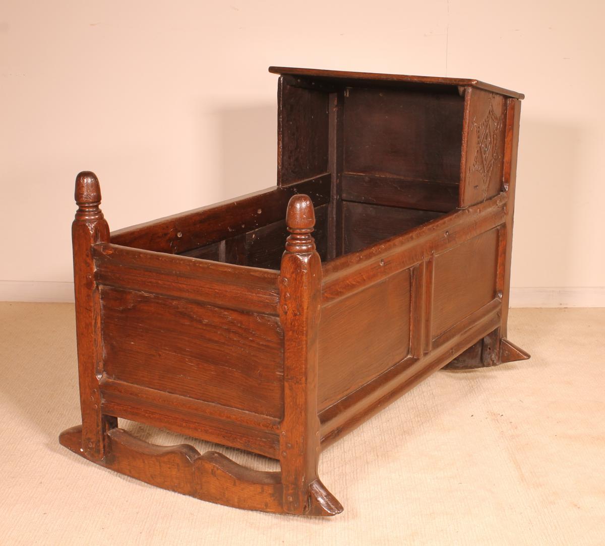 Cradle 17th Century English Oak-photo-2