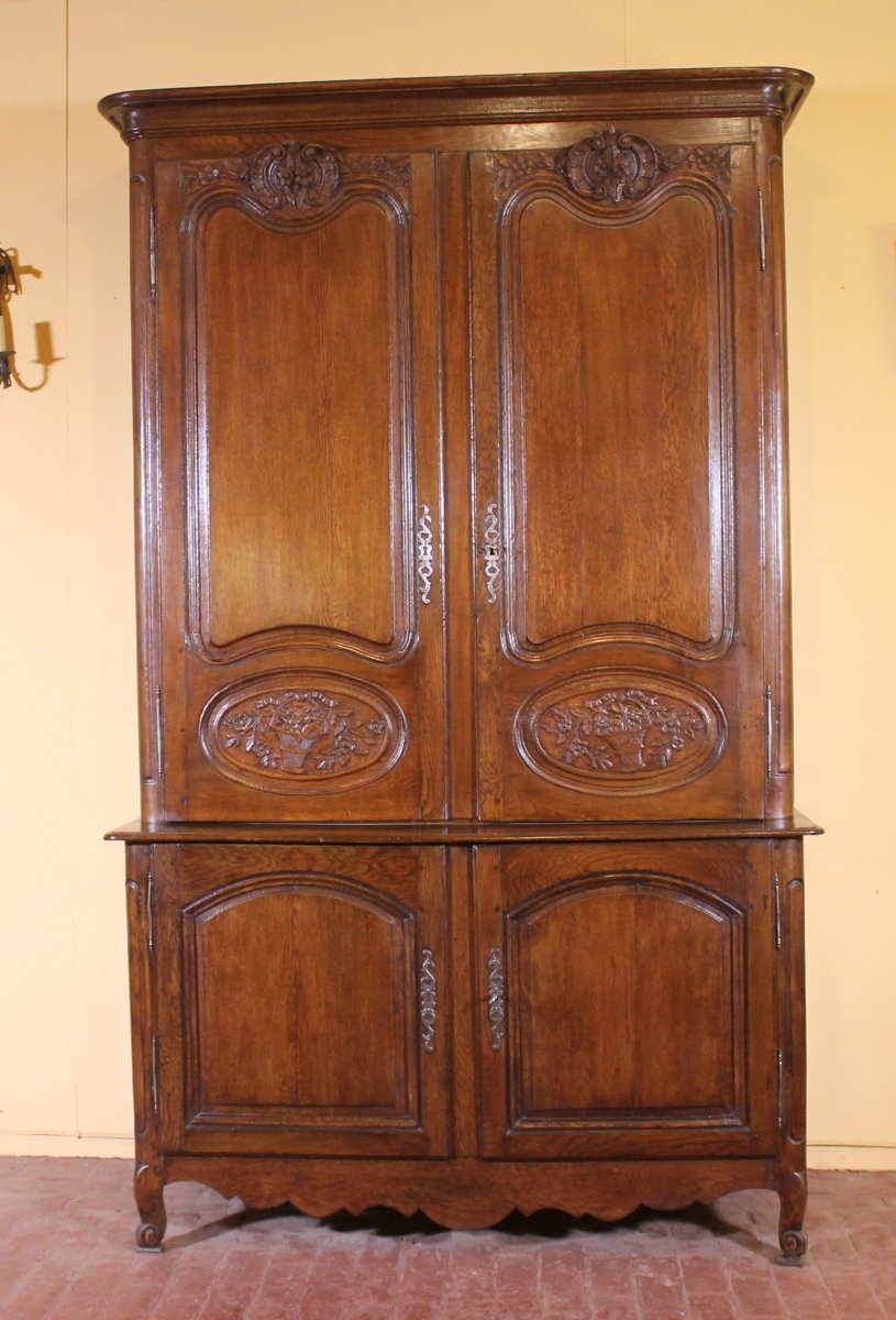 Buffet Two Corps Louis XV In Oak 18 ° Century-france