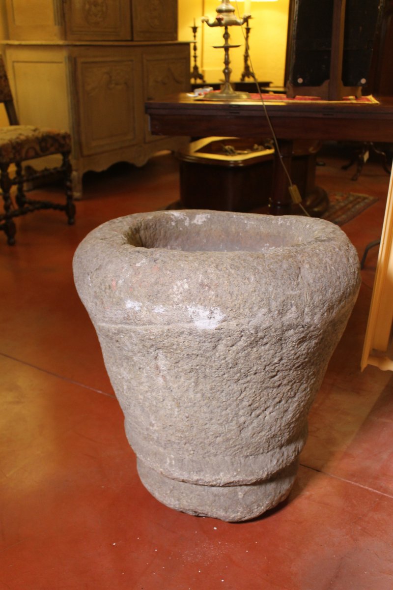 Gothic Baptistery In Stone-spain