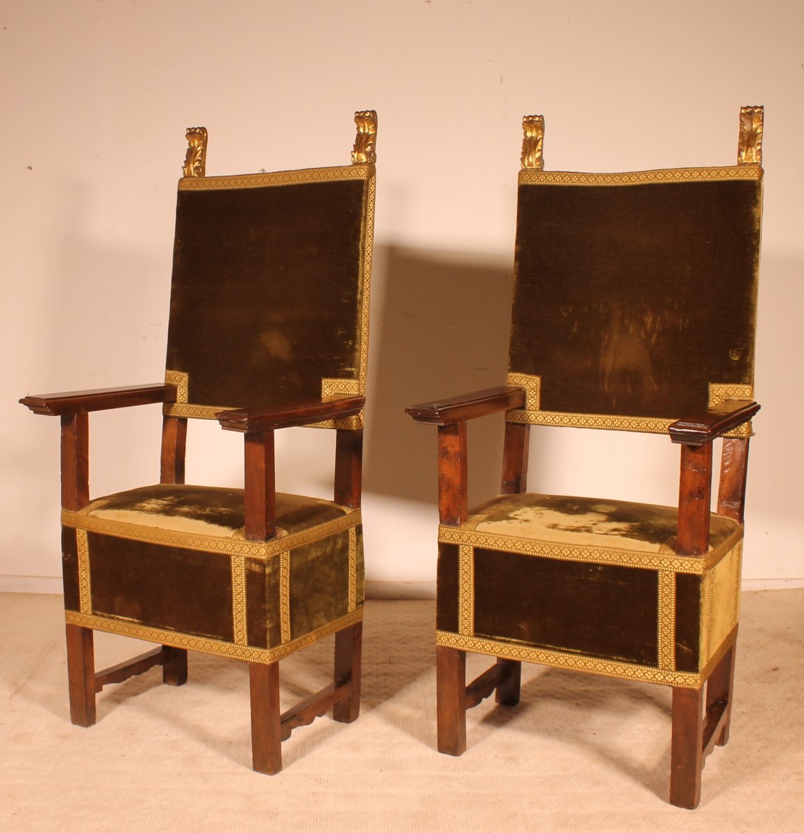 Pair Of Italian Armchairs In Walnut Circa 1600-renaissance Period-photo-1