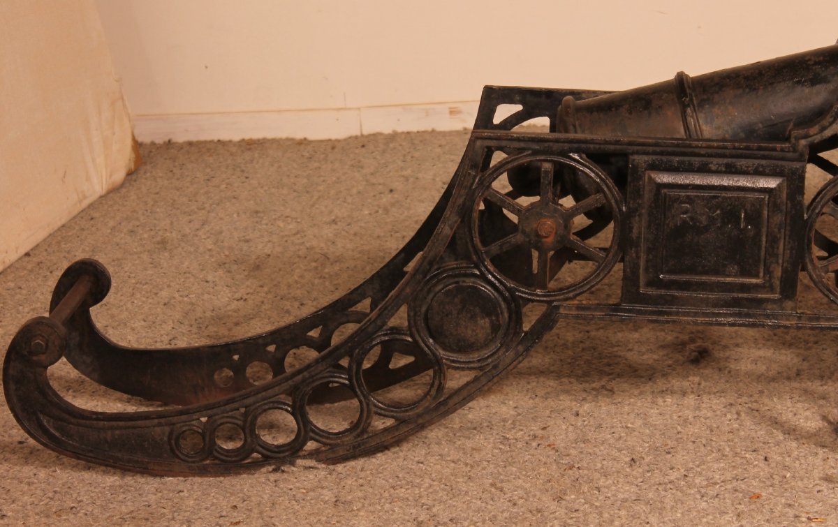 Decorative Cast Iron Cannon From England-photo-5